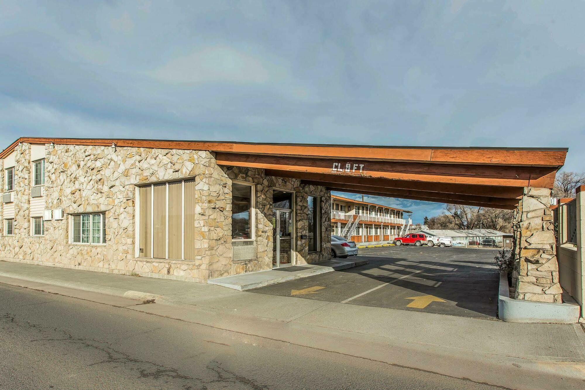 Motel 6 Hermiston Or Umatilla Bagian luar foto